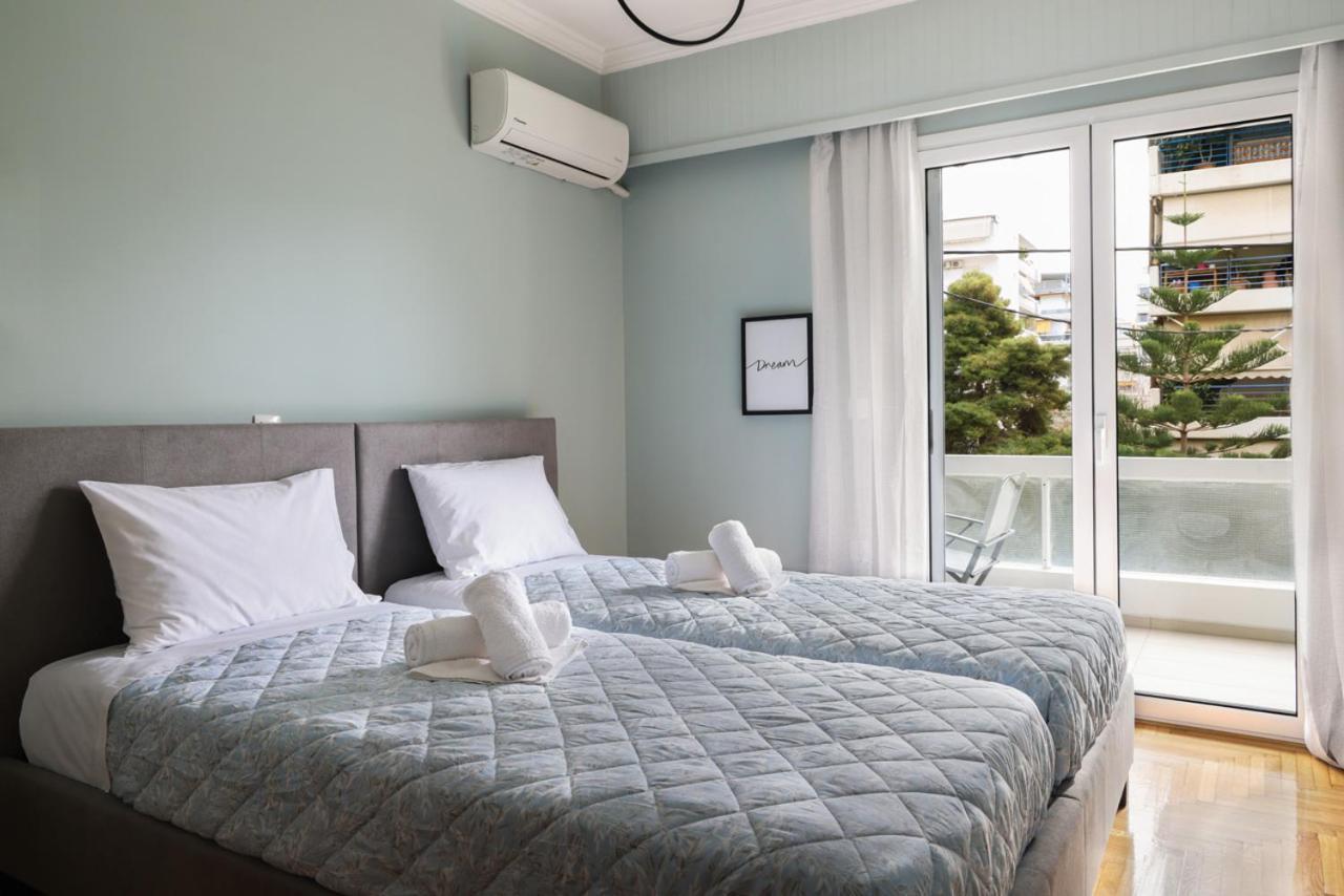 Comfort & Relax Apartment In Athens Riviera Екстер'єр фото