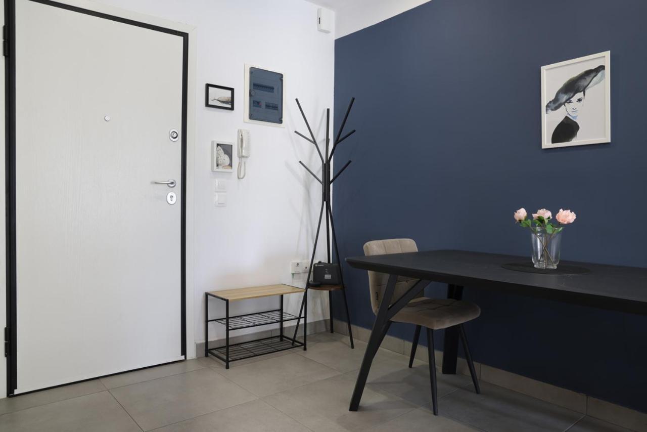 Comfort & Relax Apartment In Athens Riviera Екстер'єр фото