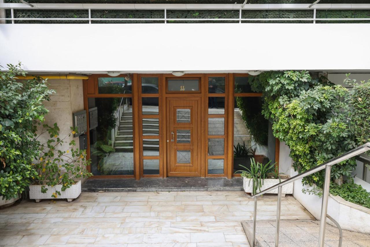 Comfort & Relax Apartment In Athens Riviera Екстер'єр фото