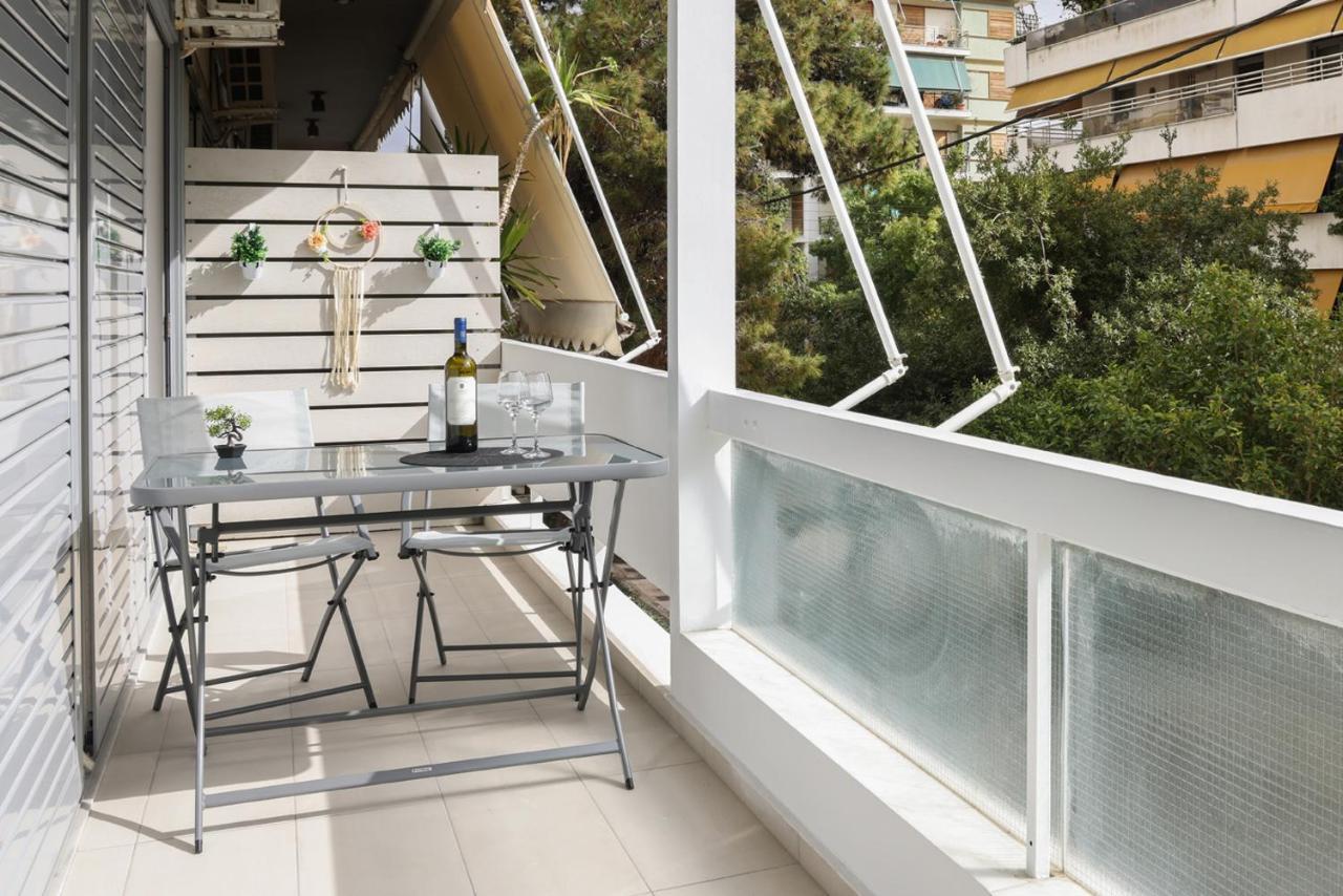 Comfort & Relax Apartment In Athens Riviera Екстер'єр фото